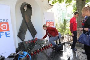 УПЦ КП долучилася до акції Мережі ЛЖВ “Безпечна кров”
