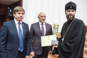 Архієпископа Полтавського і Кременчуцького Федора нагороджено відзнакою Президента «За гуманітарну участь у антитерористичній операції»