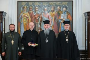 Митрополит Епіфаній відзначив капелана з «Азовсталі», який провів три роки в російському полоні